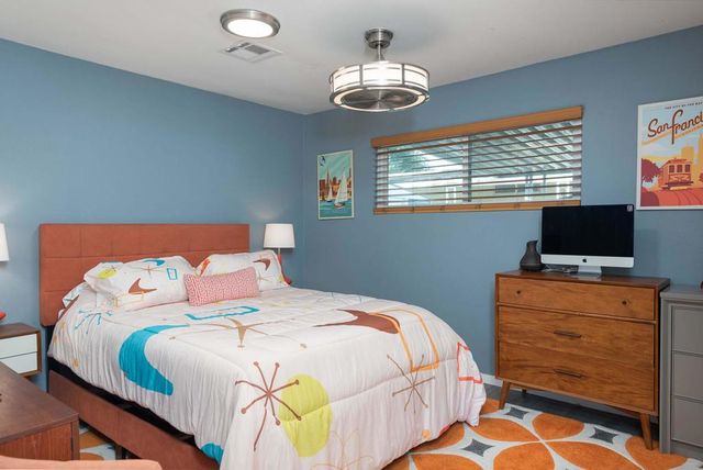 64 Calle De Estrellas, Palm Springs, CA 92264