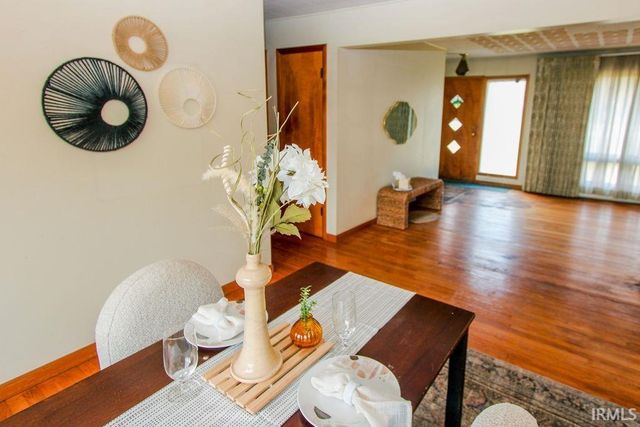 54850 County Line Road, New Carlisle, IN 46552