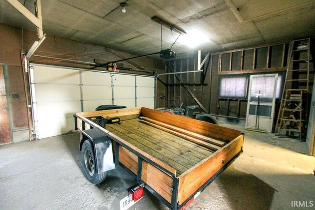 54850 County Line Road, New Carlisle, IN 46552