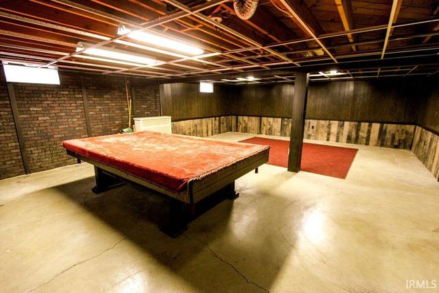 54850 County Line Road, New Carlisle, IN 46552