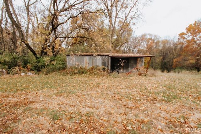 54850 County Line Road, New Carlisle, IN 46552