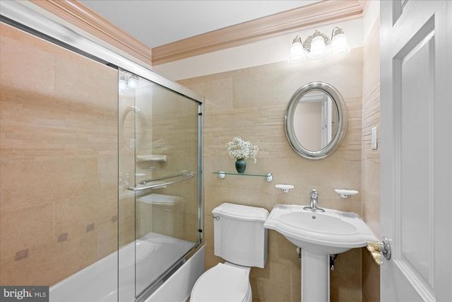 816 CONSTELLATION DR, Great Falls, VA 22066