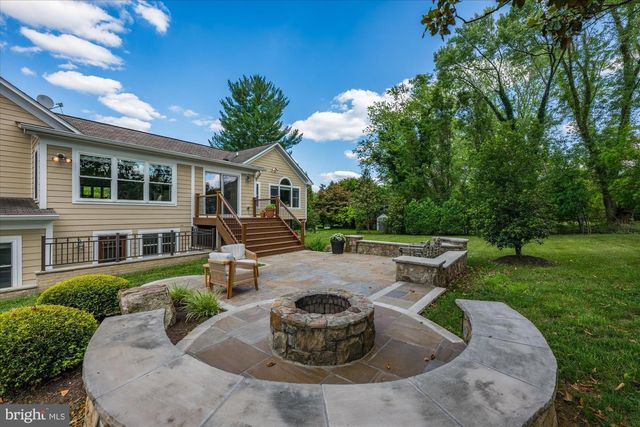 816 CONSTELLATION DR, Great Falls, VA 22066