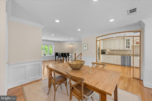 816 CONSTELLATION DR, Great Falls, VA 22066