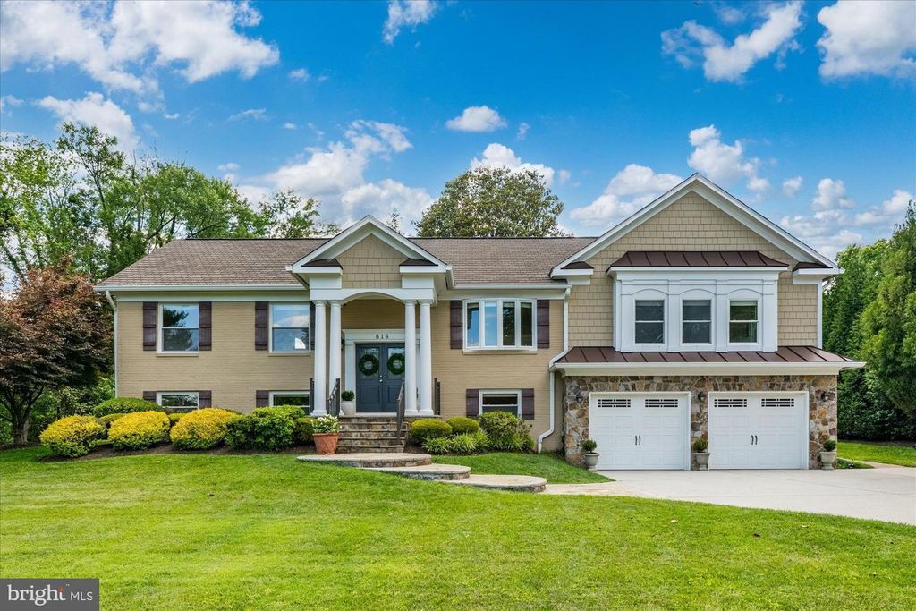 816 CONSTELLATION DR, Great Falls, VA 22066