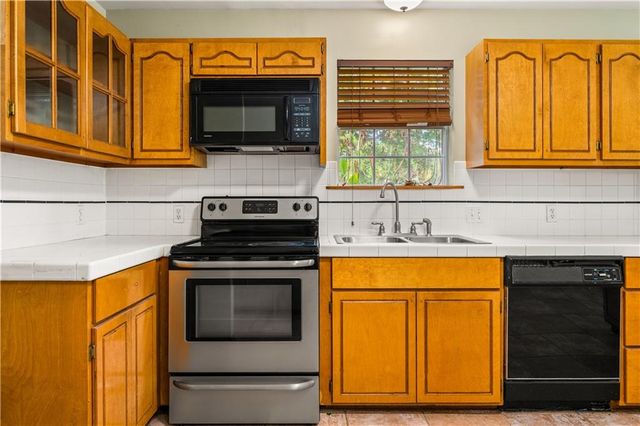 105 HILDA Lane, Marksville, LA 71351