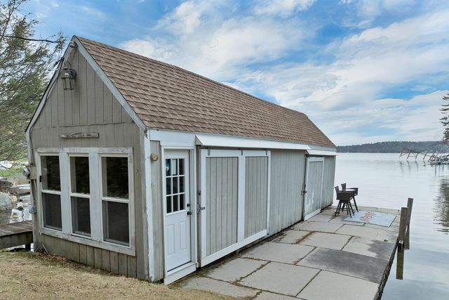 1472 Mount Major Highway, Alton, NH 03810