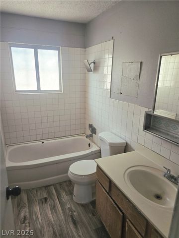 872 Count Wutzke Avenue, Las Vegas, NV 89119