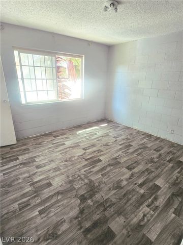 872 Count Wutzke Avenue, Las Vegas, NV 89119