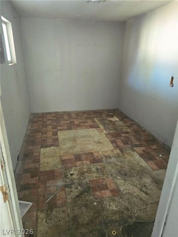 872 Count Wutzke Avenue, Las Vegas, NV 89119