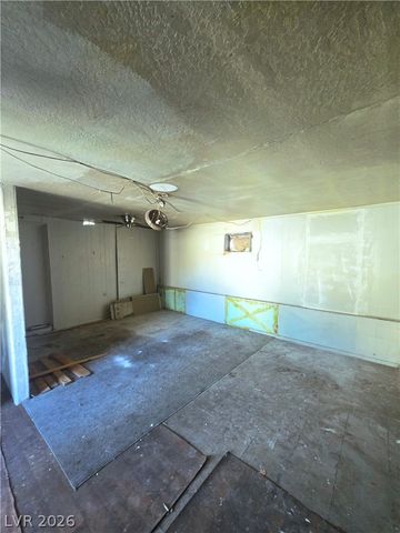 872 Count Wutzke Avenue, Las Vegas, NV 89119