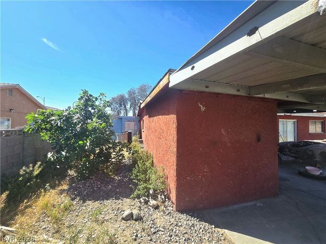 872 Count Wutzke Avenue, Las Vegas, NV 89119