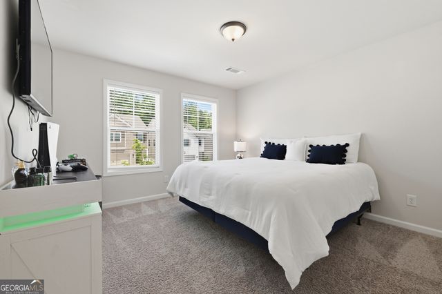 198 Station Overlook Drive, Auburn, GA 30011