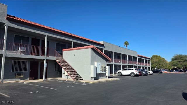 797 East Harmon Avenue 14, Las Vegas, NV 89119
