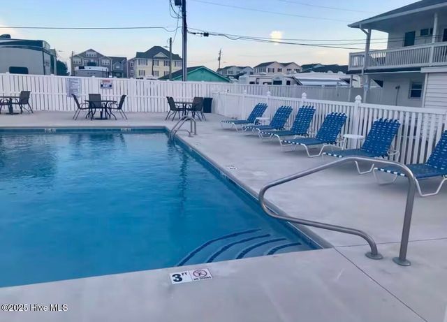 303 Henderson Boulevard 14, Atlantic Beach, NC 28512