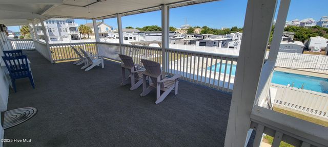 303 Henderson Boulevard 14, Atlantic Beach, NC 28512