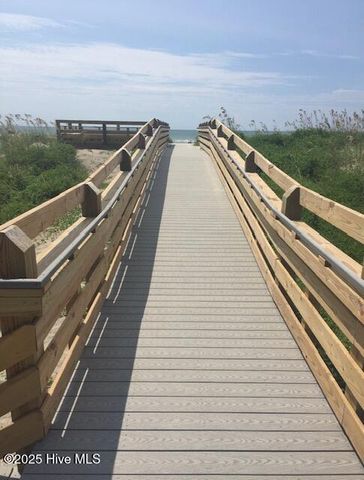 303 Henderson Boulevard 14, Atlantic Beach, NC 28512