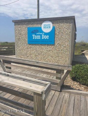 303 Henderson Boulevard 14, Atlantic Beach, NC 28512