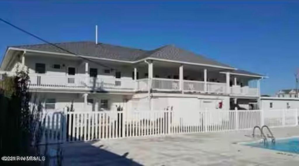 303 Henderson Boulevard 14, Atlantic Beach, NC 28512