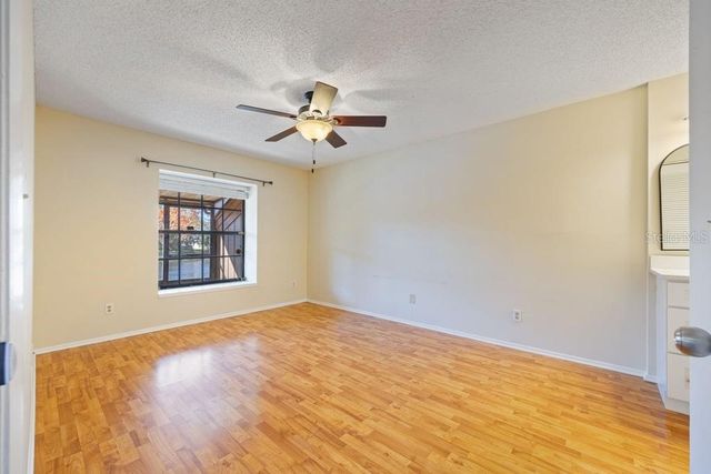 4071 SHORESIDE CIRCLE, Tampa, FL 33618