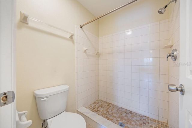 4071 SHORESIDE CIRCLE, Tampa, FL 33618