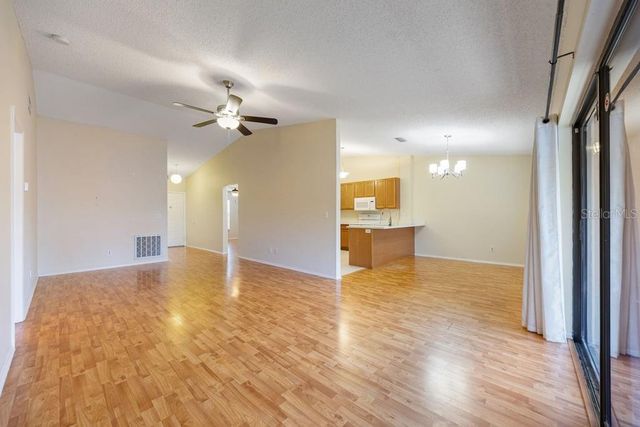 4071 SHORESIDE CIRCLE, Tampa, FL 33618