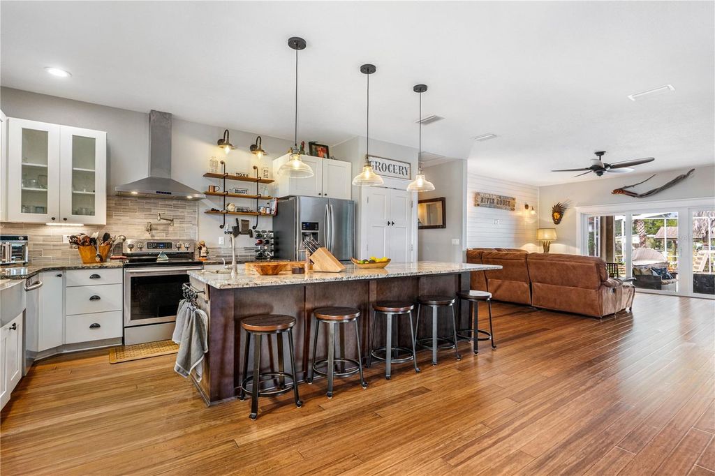 Image 12 of property listing at 432 PALM AVENUE, Ormond Beach, FL 32174