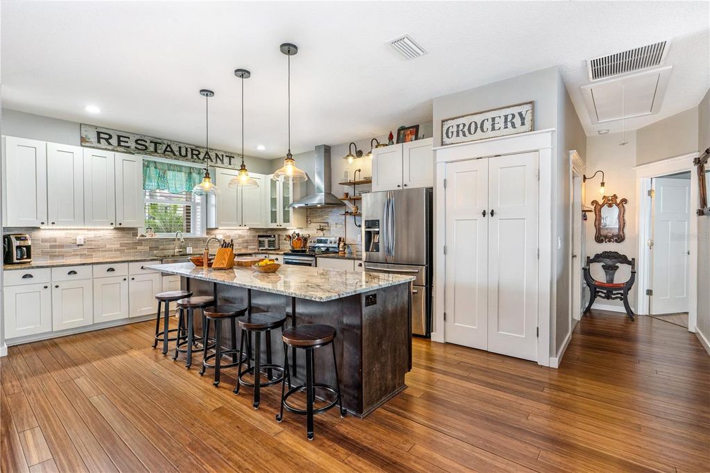 Image 13 of property listing at 432 PALM AVENUE, Ormond Beach, FL 32174