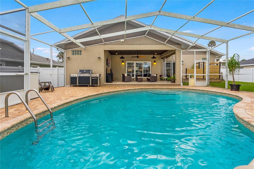 Image 3 of property listing at 432 PALM AVENUE, Ormond Beach, FL 32174