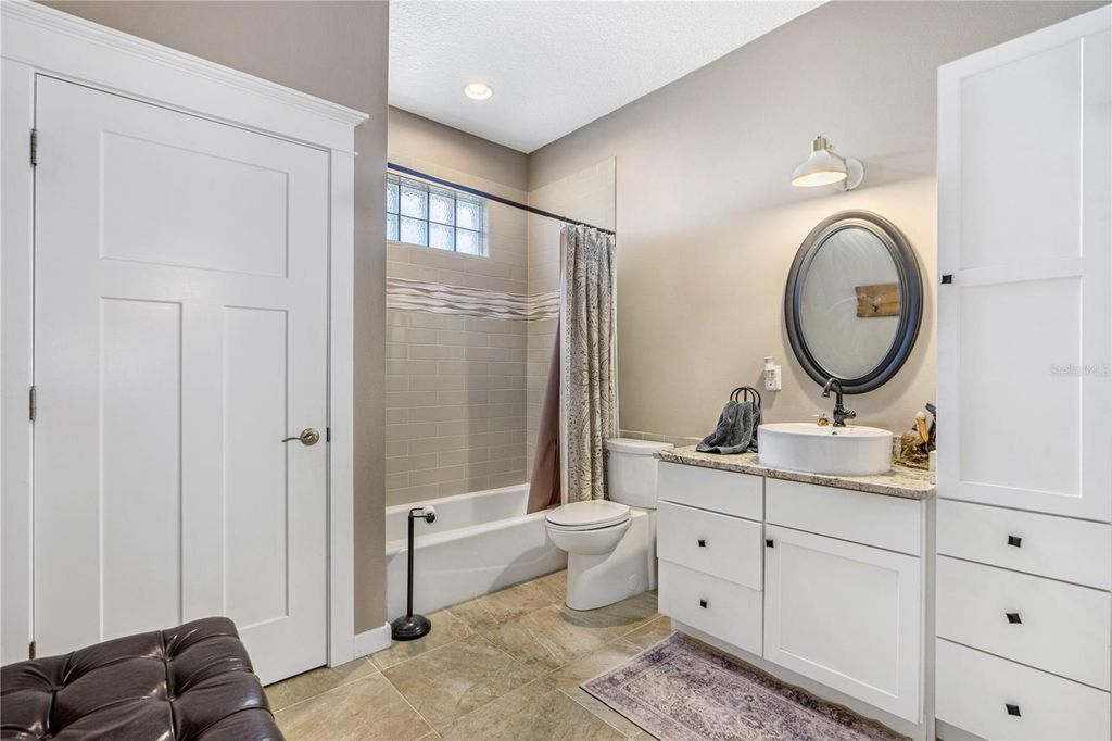 Image 32 of property listing at 432 PALM AVENUE, Ormond Beach, FL 32174