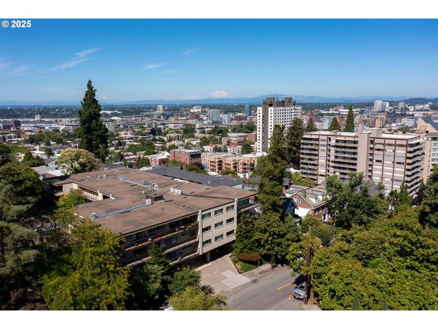 2393 Sw PARK Pl 106, Portland, OR 97205