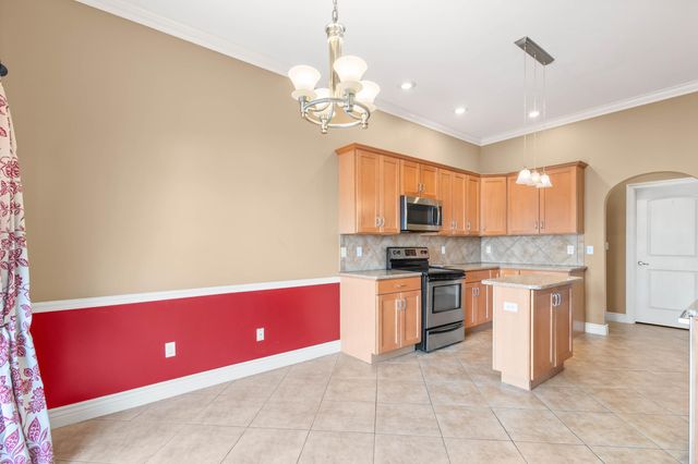 3303 RED BAY CREEK RD, Columbia, MO 65203