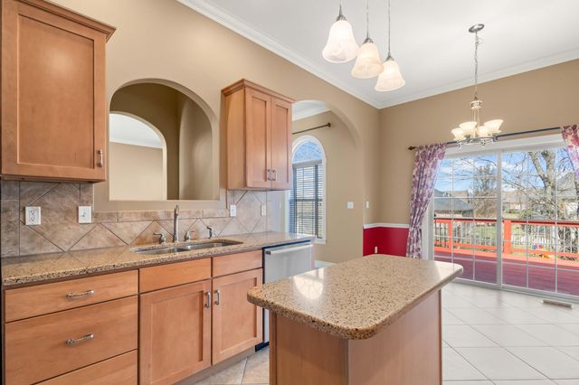 3303 RED BAY CREEK RD, Columbia, MO 65203