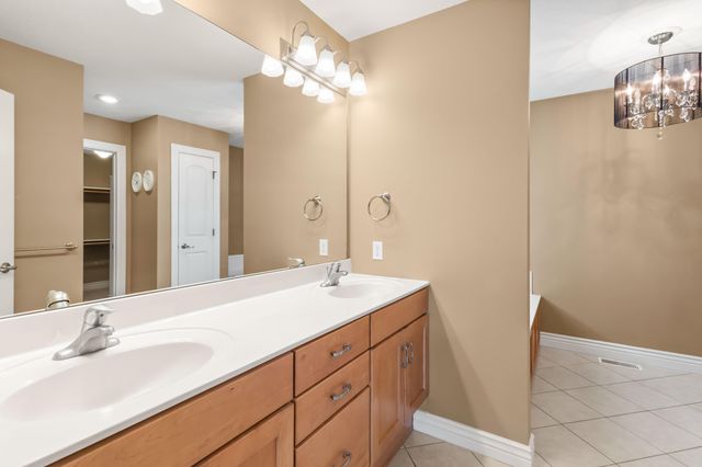 3303 RED BAY CREEK RD, Columbia, MO 65203