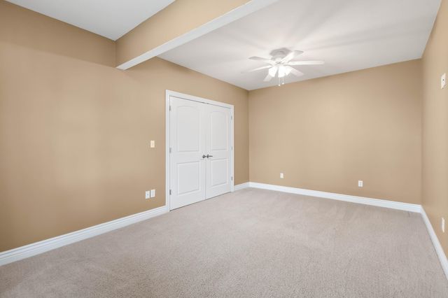 3303 RED BAY CREEK RD, Columbia, MO 65203