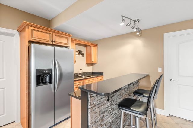 3303 RED BAY CREEK RD, Columbia, MO 65203