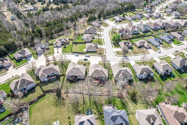 3303 RED BAY CREEK RD, Columbia, MO 65203