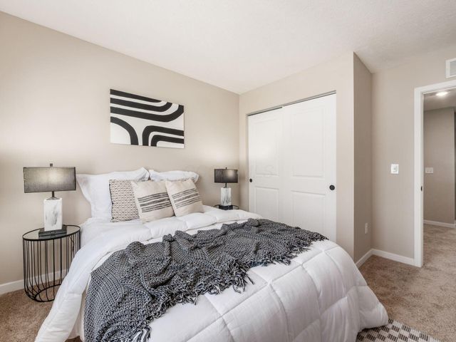 352 Postle Boulevard, Columbus, OH 43228