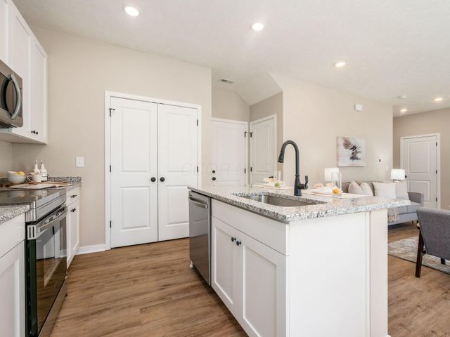 352 Postle Boulevard, Columbus, OH 43228