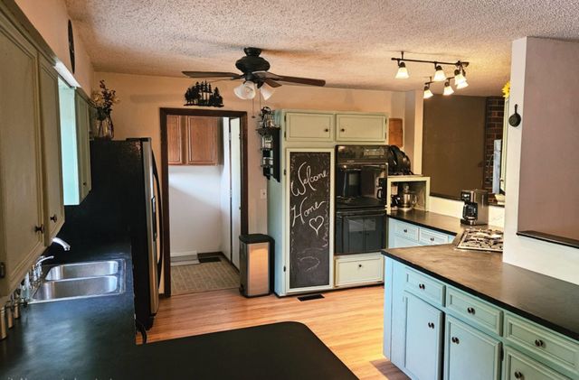 2129 W VENTOSO RD, Wichita, KS 67204