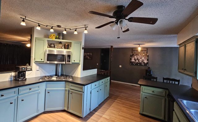 2129 W VENTOSO RD, Wichita, KS 67204