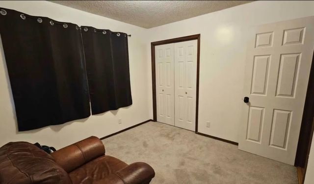 2129 W VENTOSO RD, Wichita, KS 67204