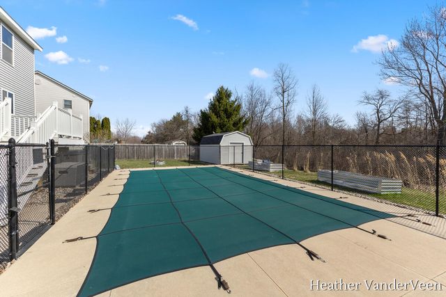 6286 Sheldon Drive, Hudsonville, MI 49426