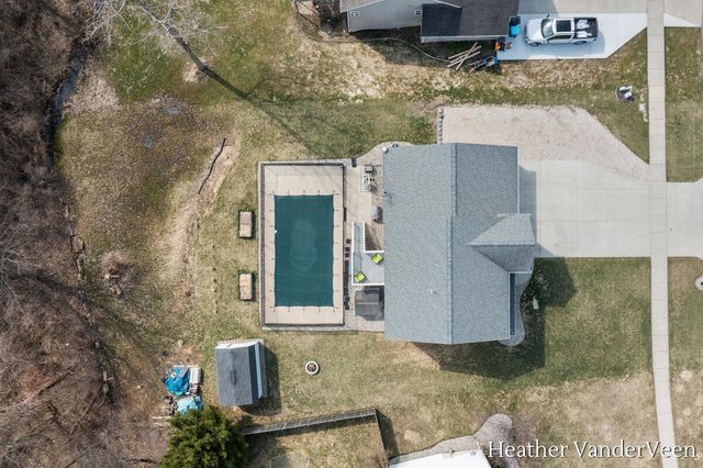 6286 Sheldon Drive, Hudsonville, MI 49426