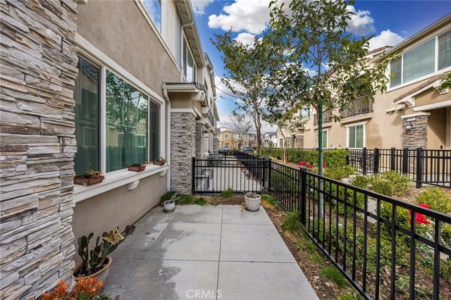 16502 Casa Grande Avenue 235, Fontana, CA 92336