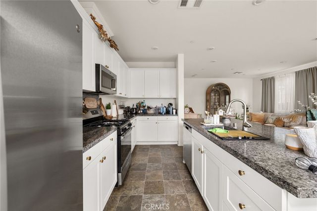 16502 Casa Grande Avenue 235, Fontana, CA 92336