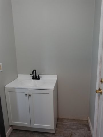 62 Corinne Street, Grand Rapids, MI 49507