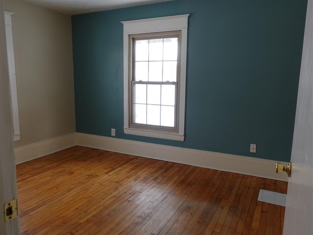 62 Corinne Street, Grand Rapids, MI 49507