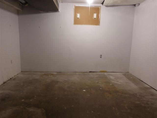 62 Corinne Street, Grand Rapids, MI 49507