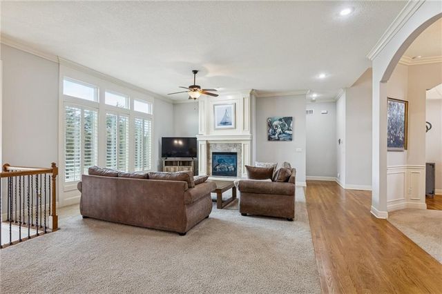 15002 S Glen Eyrie Street, Olathe, KS 66061